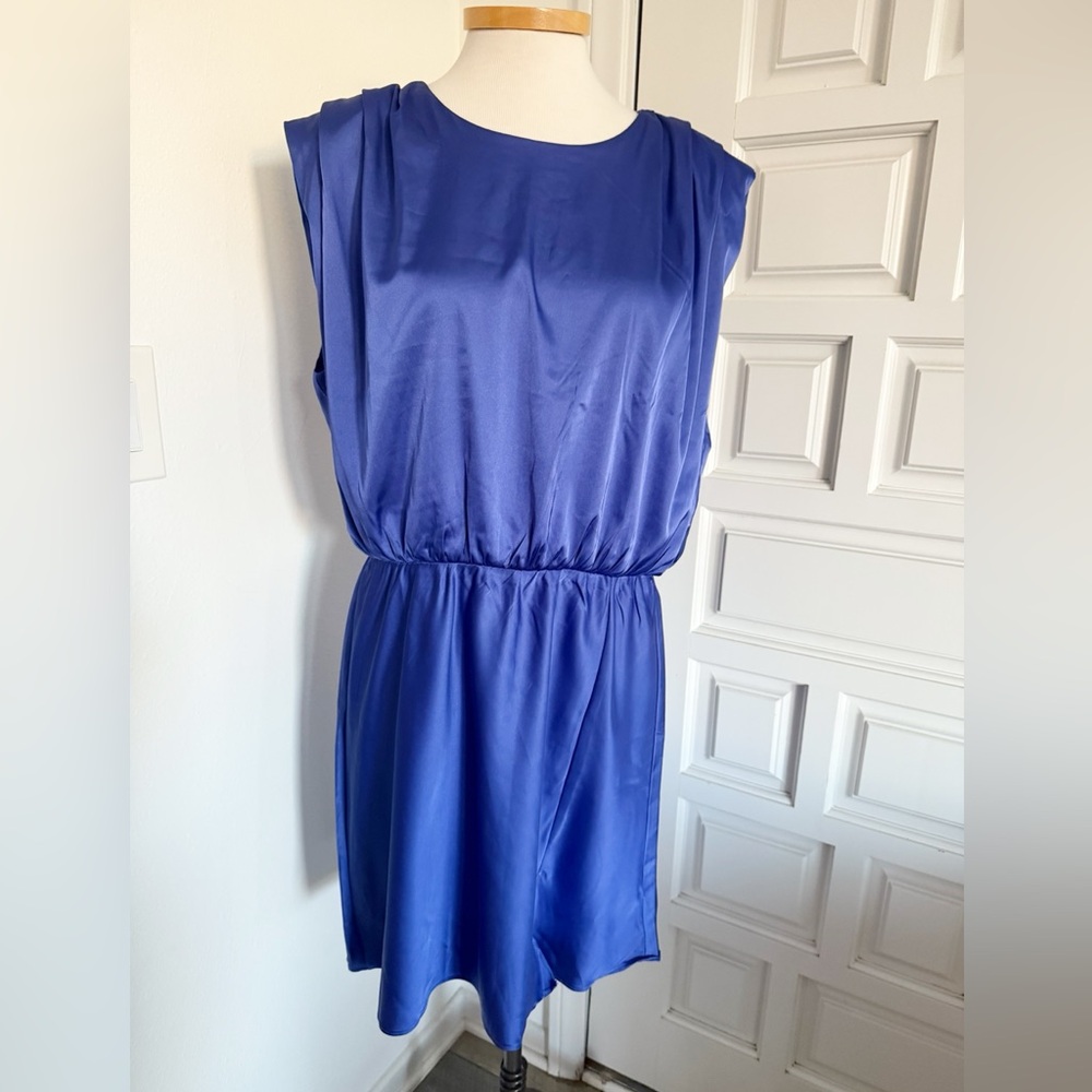 NWT ASTR the Label Strong Shoulder Satin Minidress Sleeveless Size XL